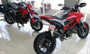 Hypermotard_dan_Hyperstrada